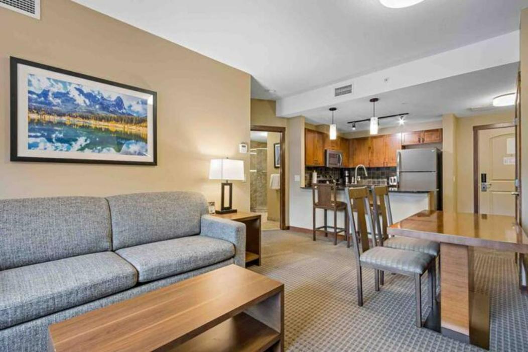 كانمور Falcon Crest Lodge 1 Bedroom Condo With Gym & Hot-Tubs & Mountain View المظهر الخارجي الصورة